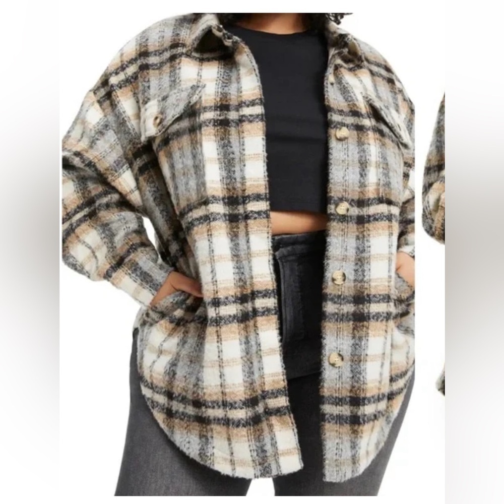 Good American Oversized Plaid Shacket - Picture 2 of 7